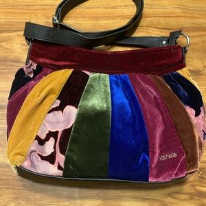 Sold)Beautiful velvet Kensie brand hand bag.